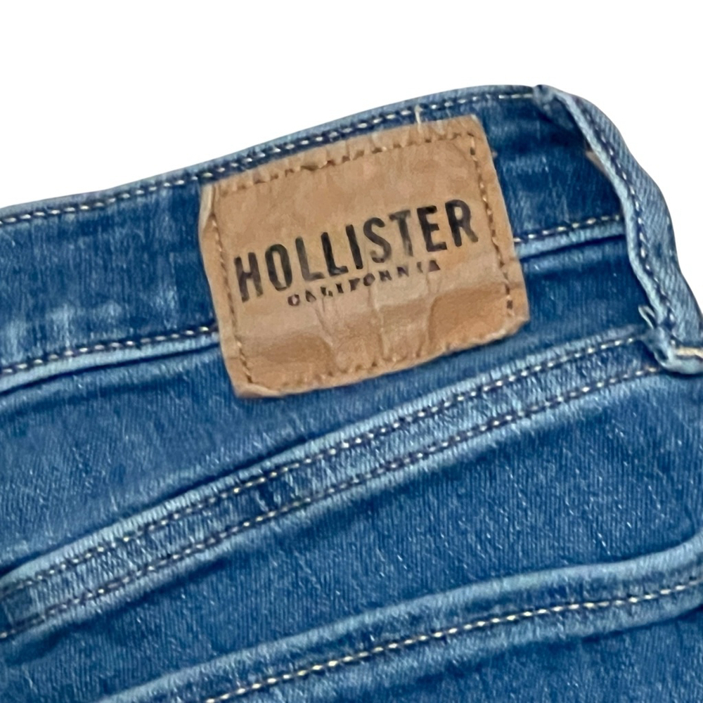 Hollister Two-Tone Blue Patchwork Flare Jeans - Picture 6 of 14